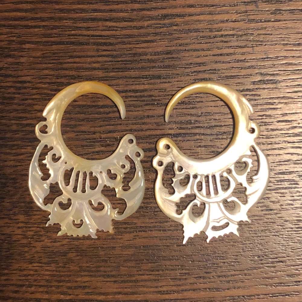 Shell gaged earrings